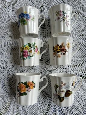 SET of 6 Royal Grafton Mugs